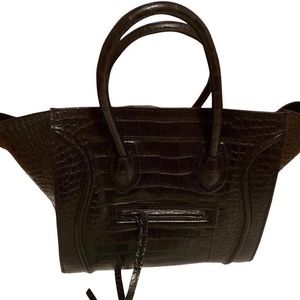 Céline Luggage Cabas Phantom Tote Black croc